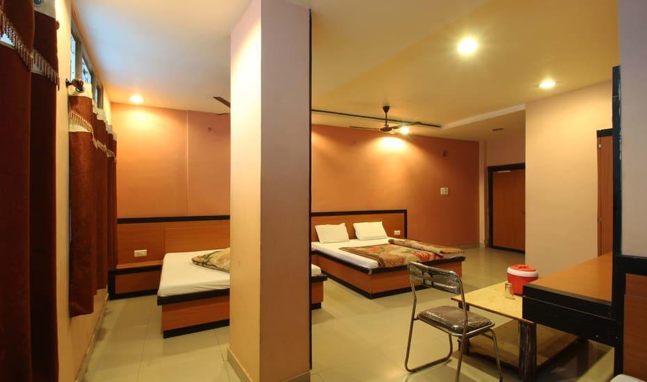 Hotel Pakeeza Ajmer Exteriör bild