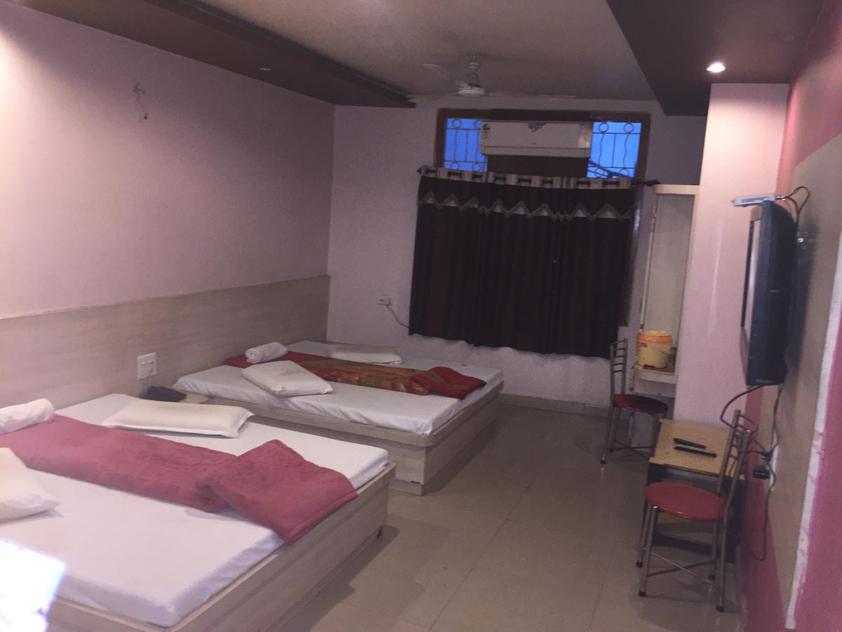 Hotel Pakeeza Ajmer Exteriör bild